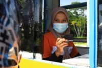BRI melalui kartu elektronik BRIZZI menghadirkan solusi pembayaran non-tunai yang praktis untuk berbagai kebutuhan perjalanan, termasuk mempermudah transaksi selama perjalanan mudik. (Dok. BRI)
