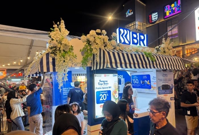 BRI hadir di Kampoeng Tempo Doeloe! Nikmati kuliner legendaris dan promo menarik dari BRImo. Jangan lewatkan special performance musisi ternama! (Dok. BRI)