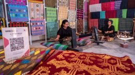 Sinergi Holding Ultra Mikro wujudkan inklusi keuangan yang merata, dengan 34,7 juta debitur dan Rp631,9 T pembiayaan. (Dok. BRI)