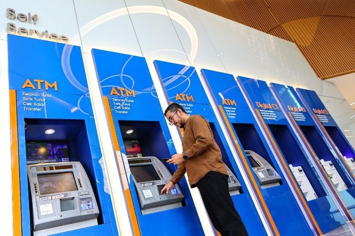 Libur Maulid Nabi, BRI pastikan layanan tetap optimal. Selain membuka layanan terbatas, BRI optimalkan BRImo dan AgenBRILink. (Dok. BRI)